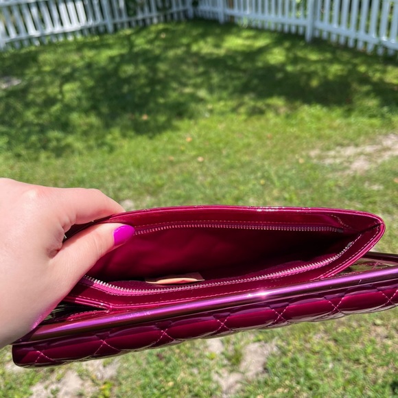 CHANEL RARE VINTAGE CLUTCH - Picture 13 of 16